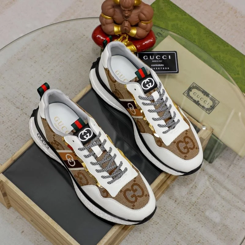 Resilient Gucci Low Shoes 24078