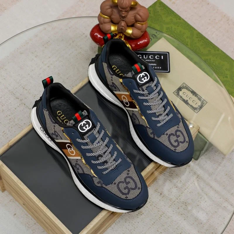 Sporty Gucci Low Shoes 24067