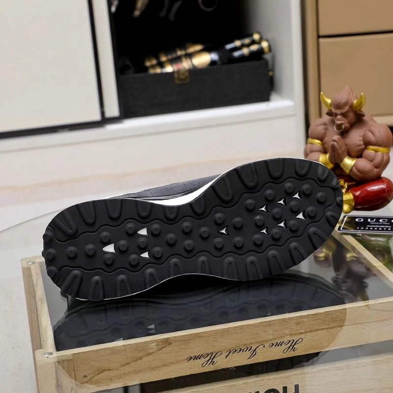 ZipUp Gucci Low Shoes 24074