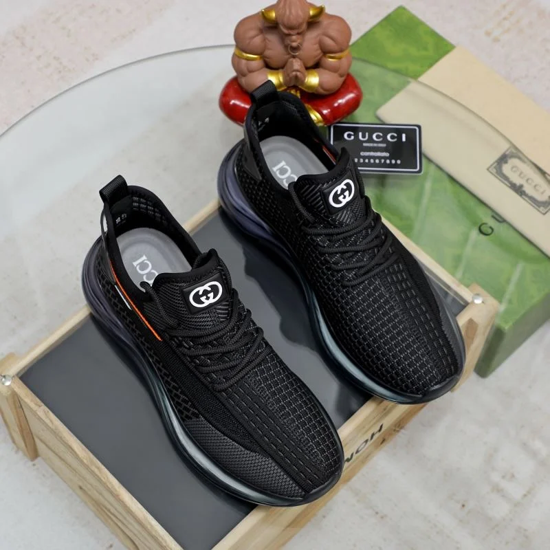 Gucci Low Shoes Timeless 24070