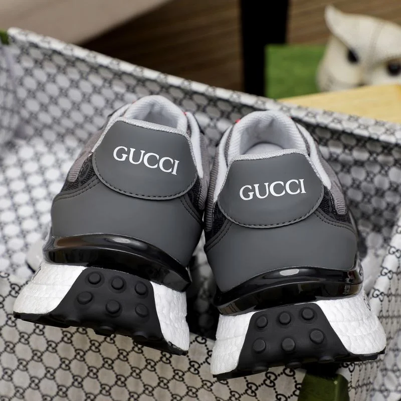 Gucci Low Shoes Stretchable 24077