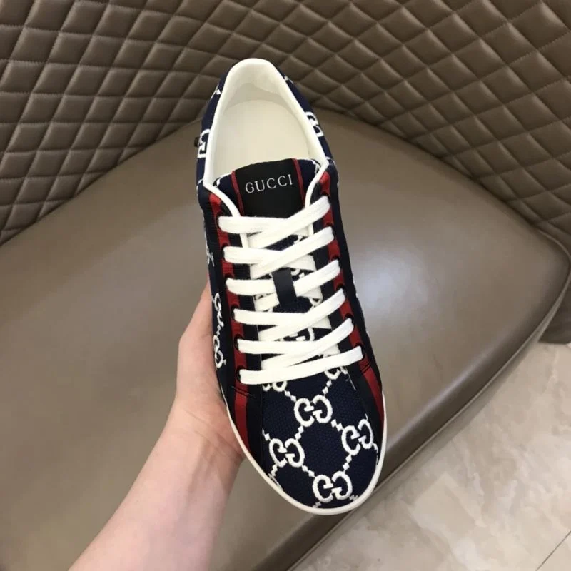 Gucci Low Shoes Durable 24059