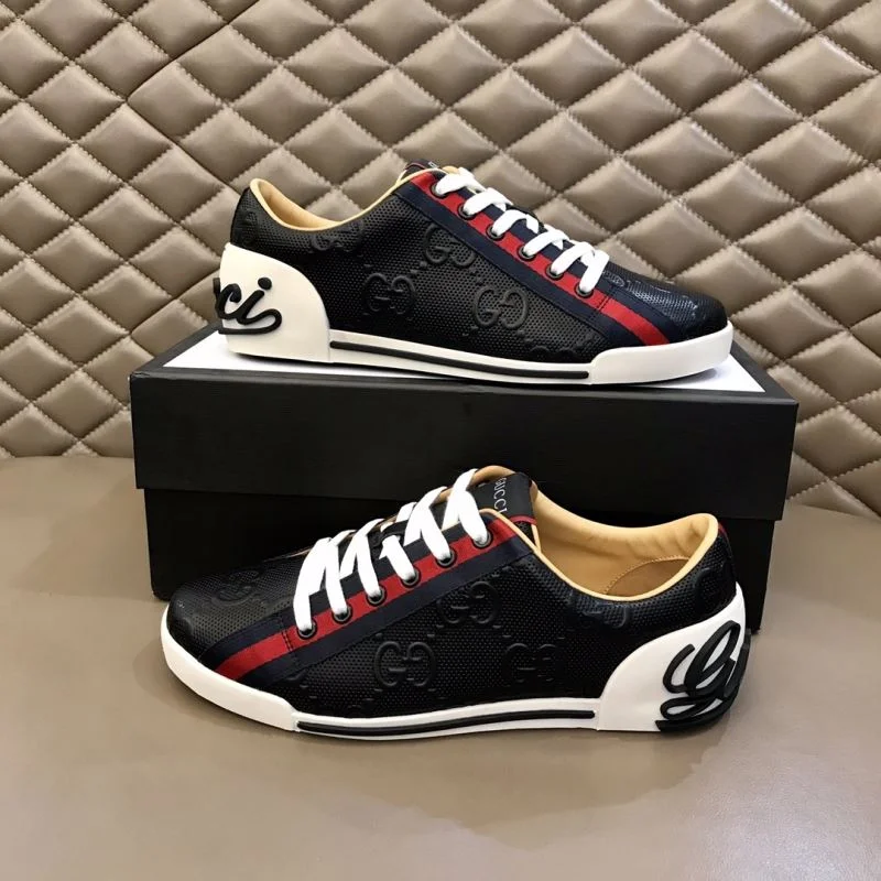 Gucci Low Shoes Contemporary 24063
