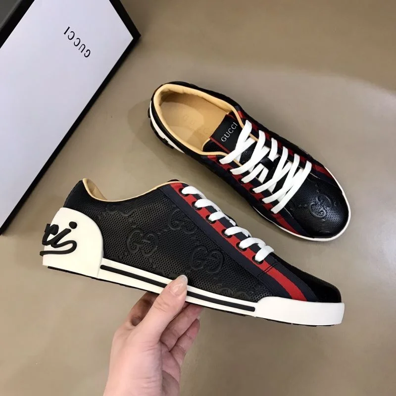 Gucci Low Shoes Contemporary 24063