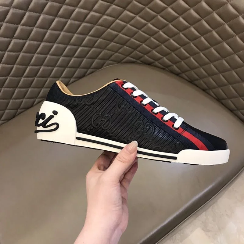 Gucci Low Shoes Contemporary 24063