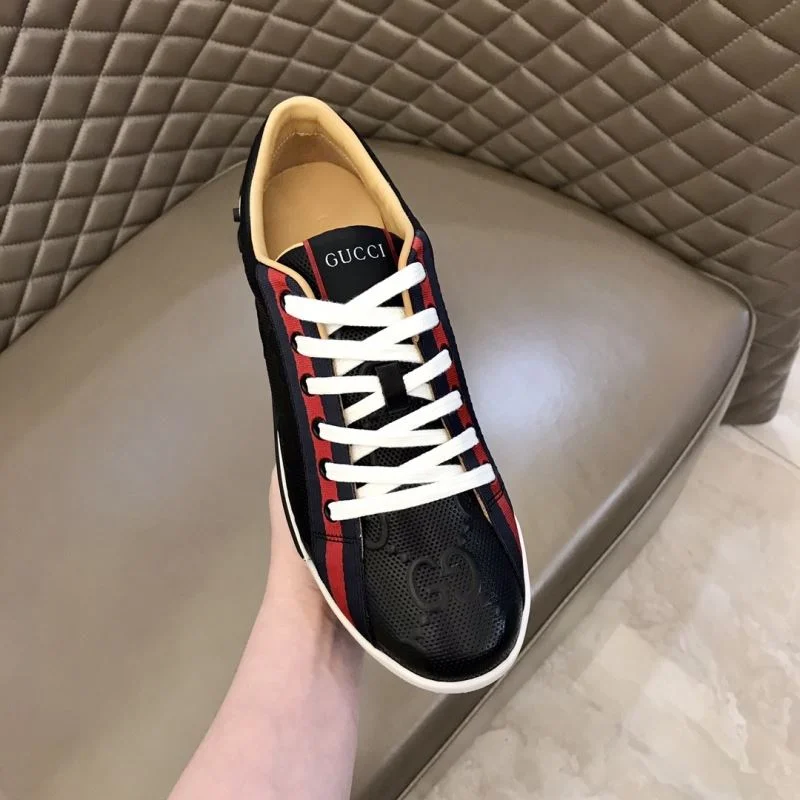 Gucci Low Shoes Contemporary 24063