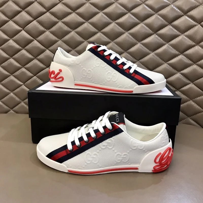 Gucci Low Shoes Premium 24049