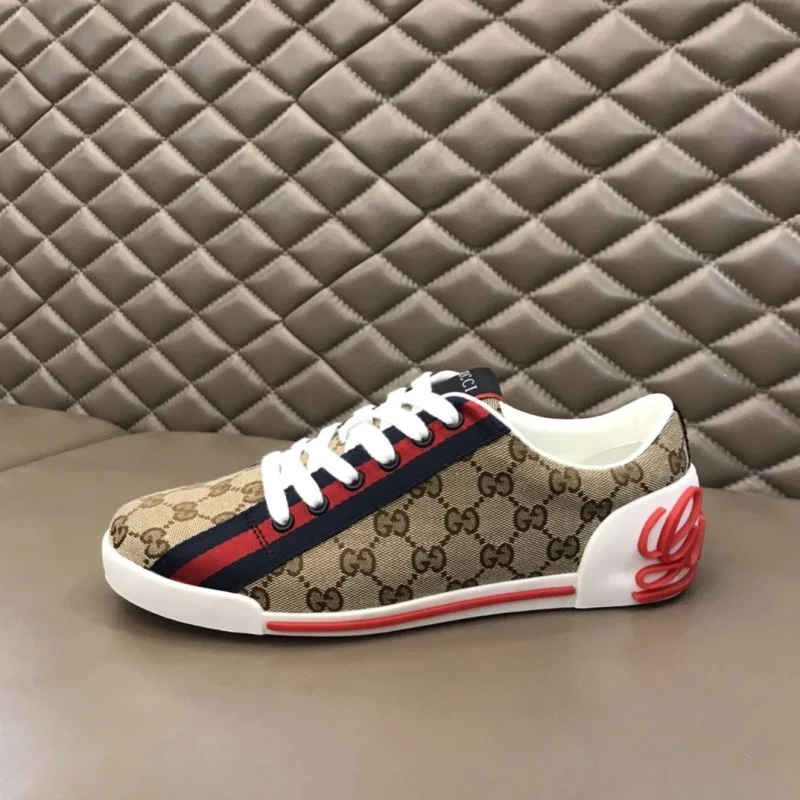 Gucci Low Shoes Packable 24053