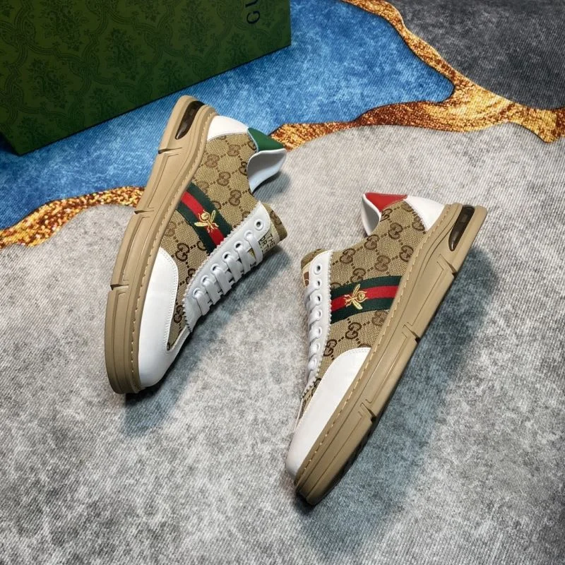 UrbanChic Gucci Low Shoes 24047