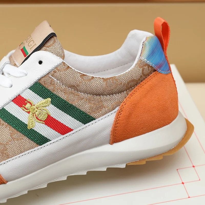 Comfortable Gucci Low Shoes 24051