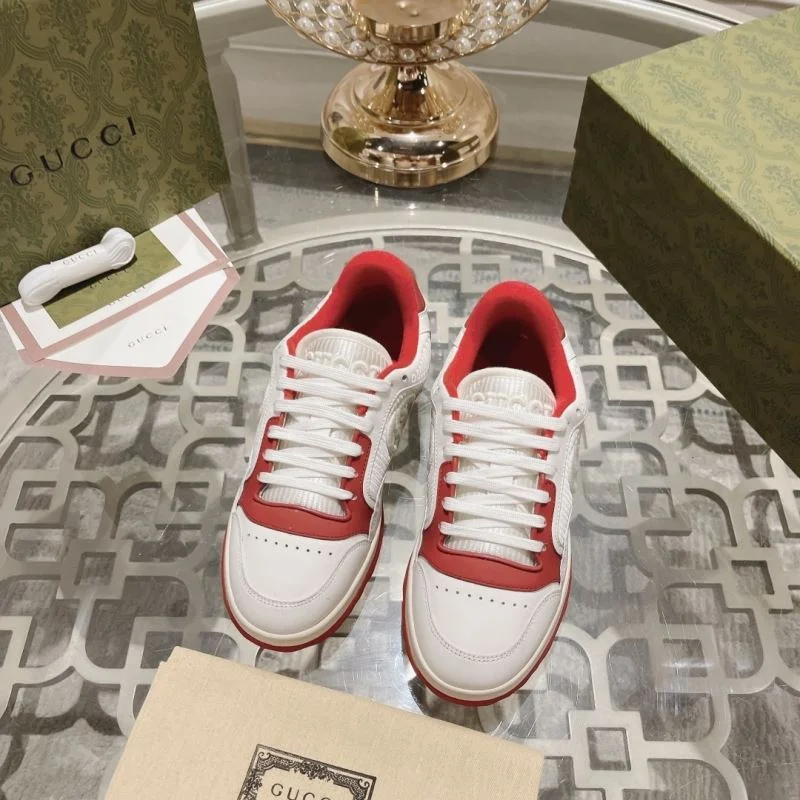 Gucci Low Shoes RelaxedFit 24616