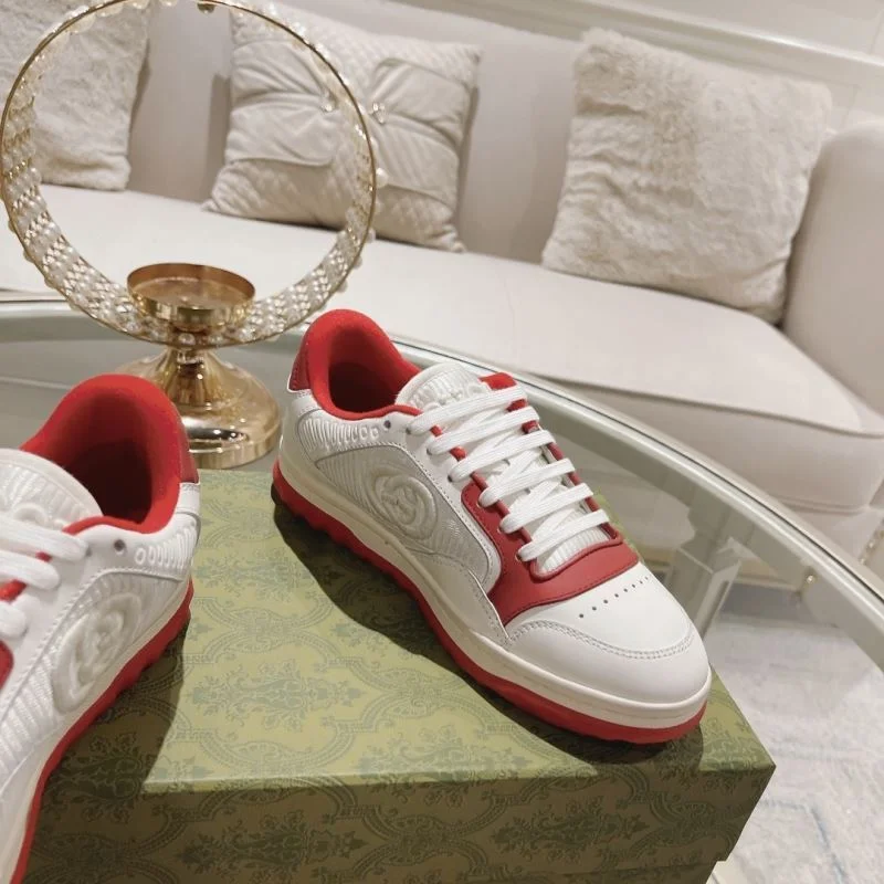 Gucci Low Shoes RelaxedFit 24616