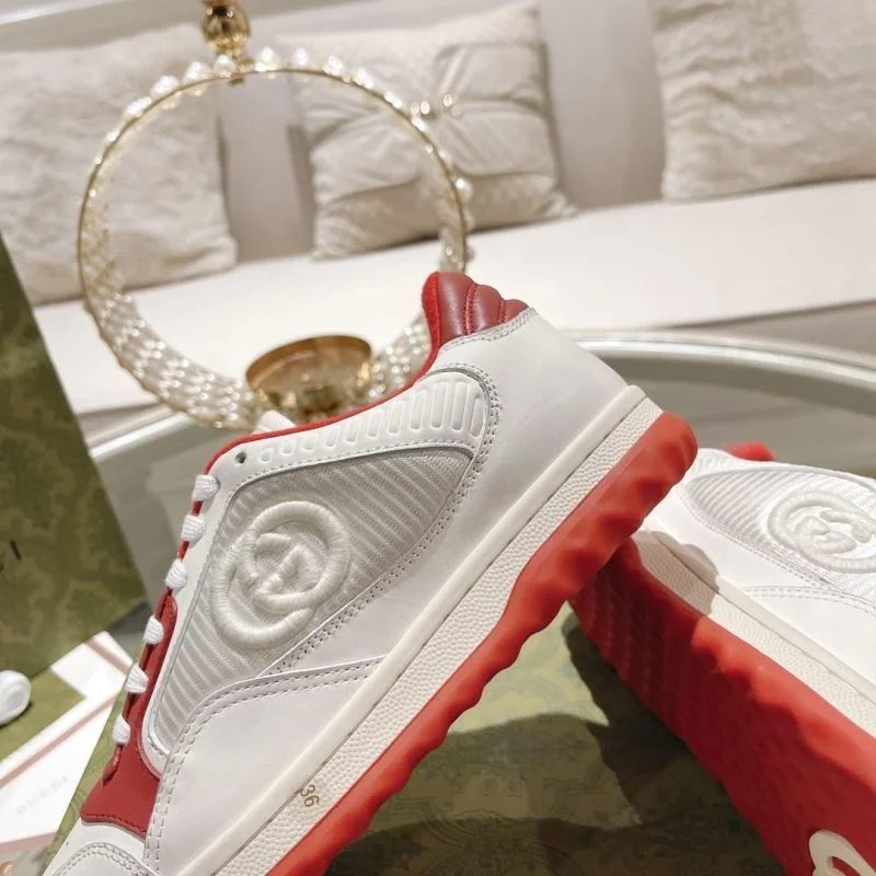 Gucci Low Shoes RelaxedFit 24616