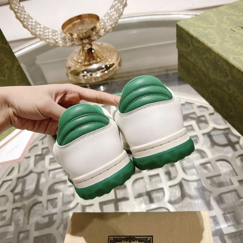 Gucci Low Shoes RelaxedFit 24626