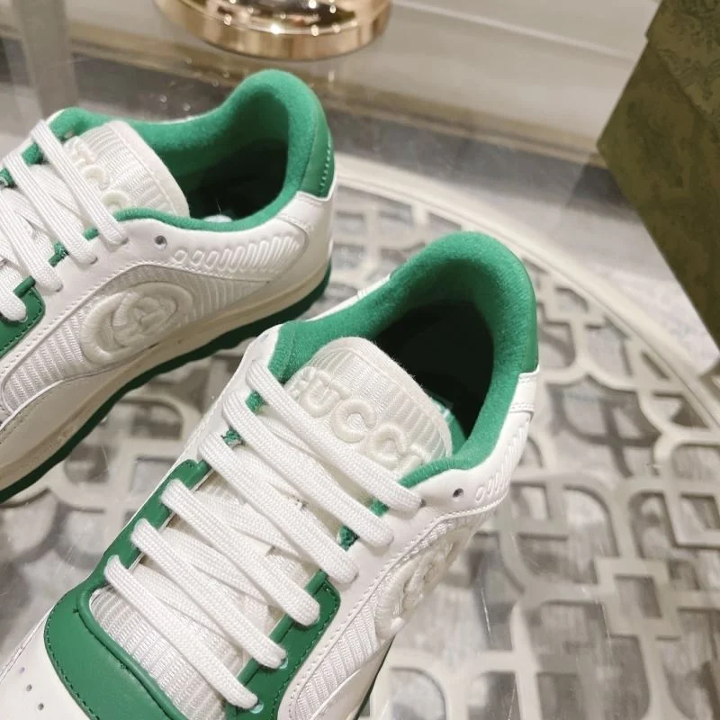 Gucci Low Shoes RelaxedFit 24626