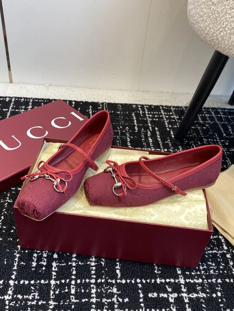 Contemporary Gucci Low Shoes 24605