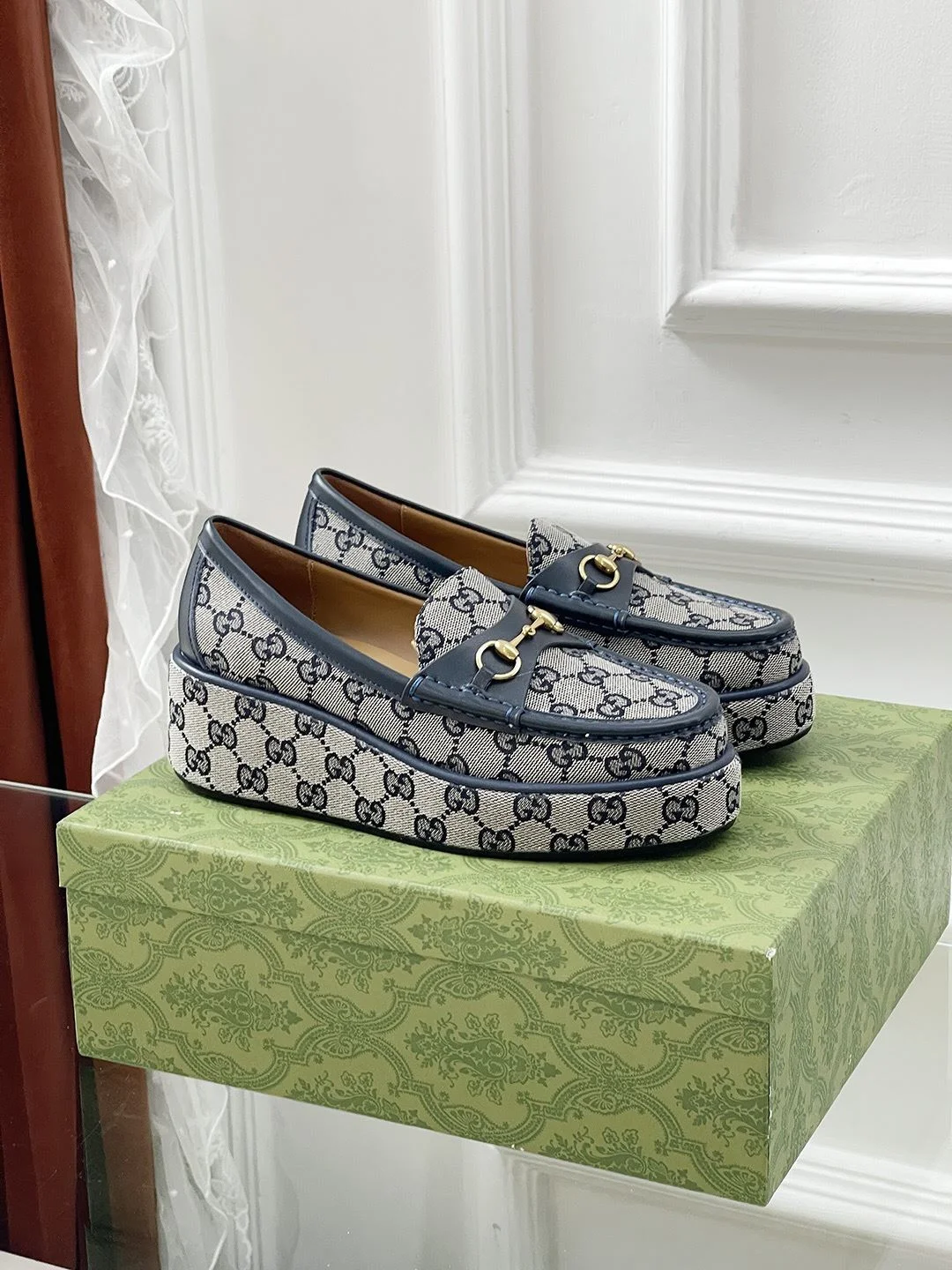 Gucci Low Shoes QuickDry 24610
