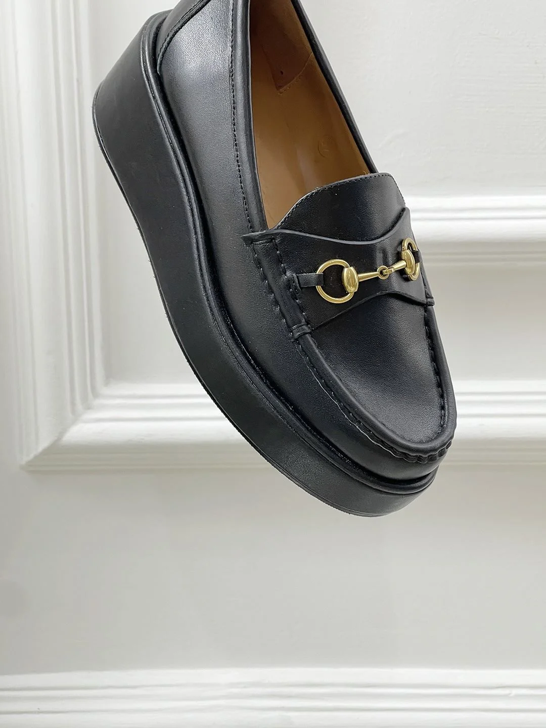 Gucci Low Shoes Functional 24613