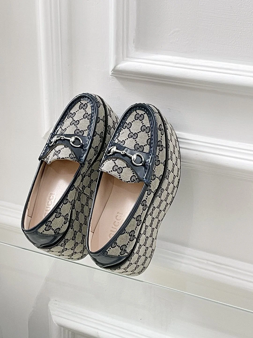 TravelReady Gucci Low Shoes 24612
