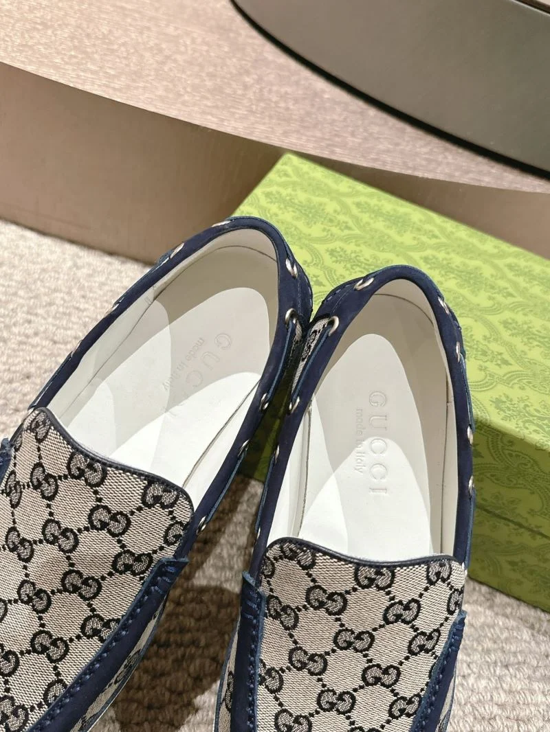 Gucci Low Shoes Cozy 25073