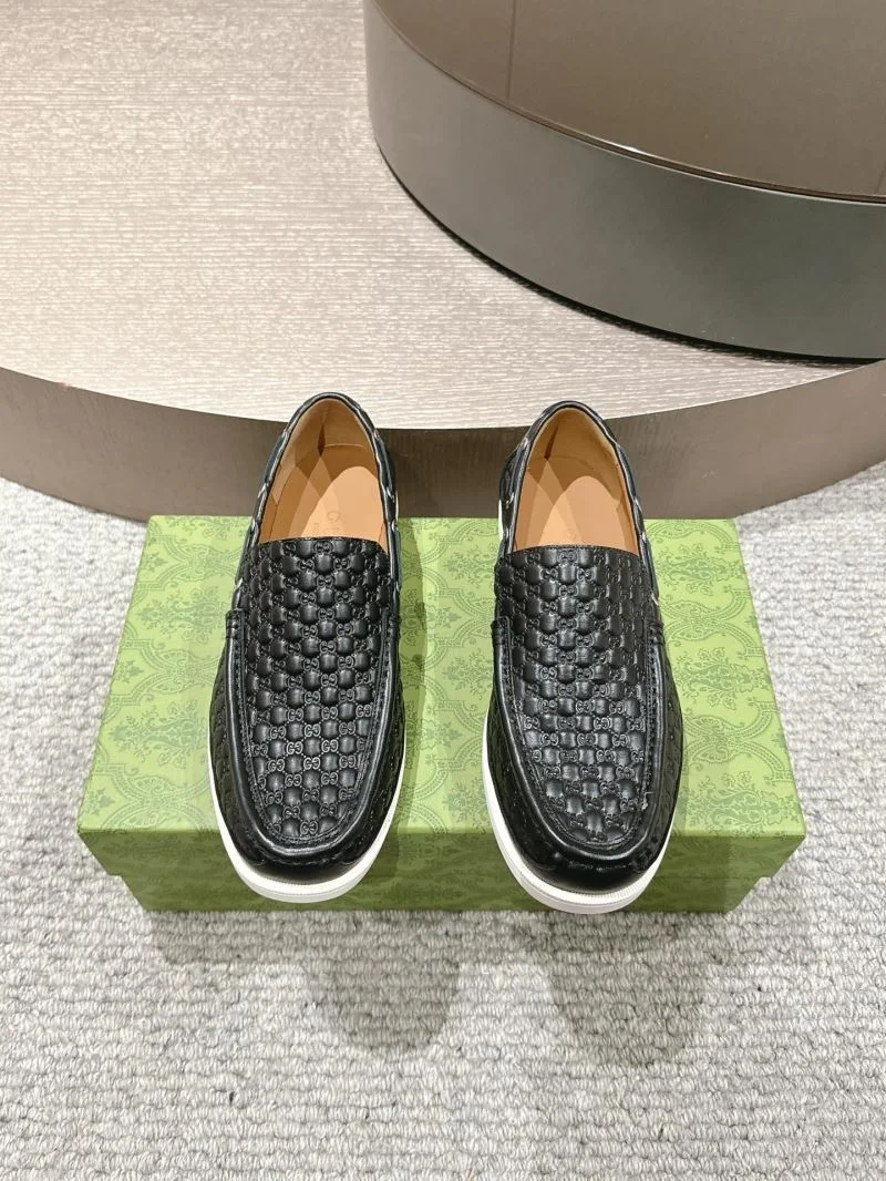 Gucci Low Shoes Premium 25097