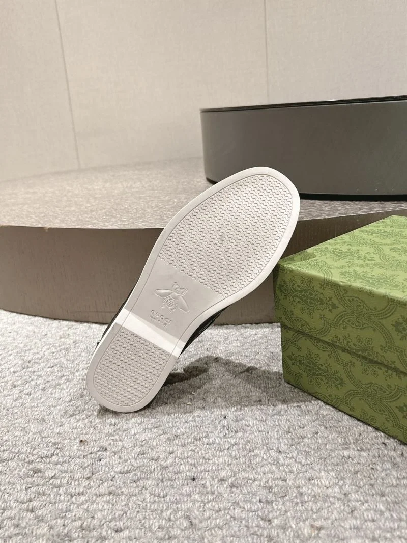 Gucci Low Shoes Premium 25097