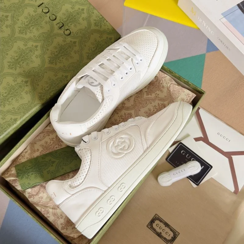 Lightweight Gucci Low Shoes 24849