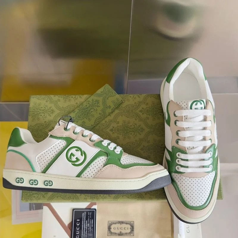 Gucci Low Shoes Timeless 24832