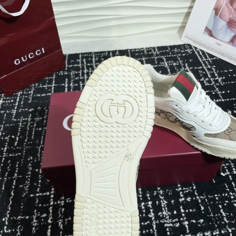 WaterResistant Gucci Low Shoes 24819