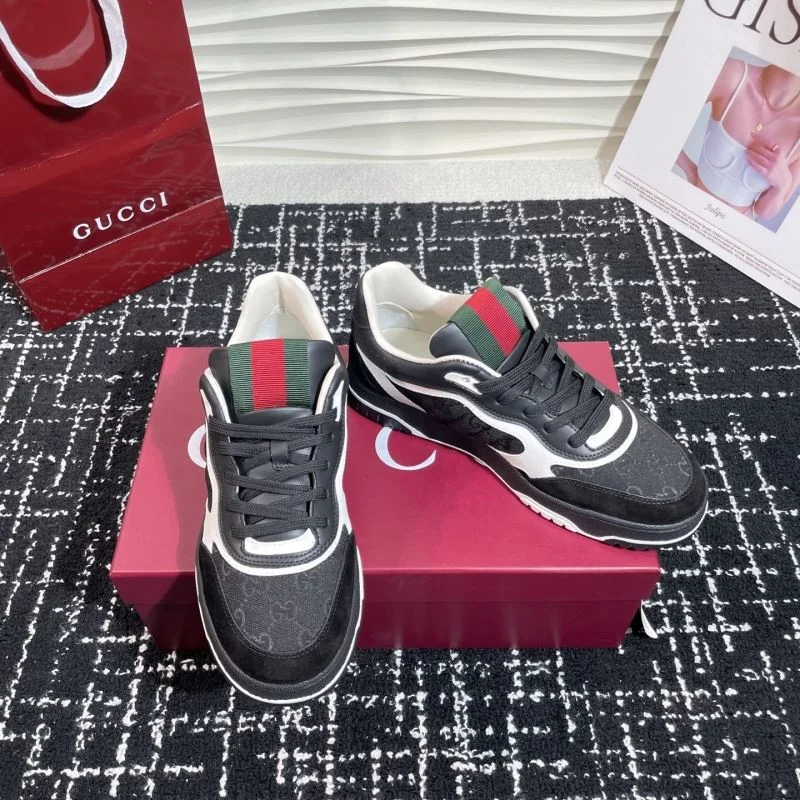 Gucci Low Shoes Stylish 24815
