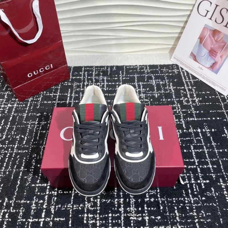 Gucci Low Shoes Stylish 24815