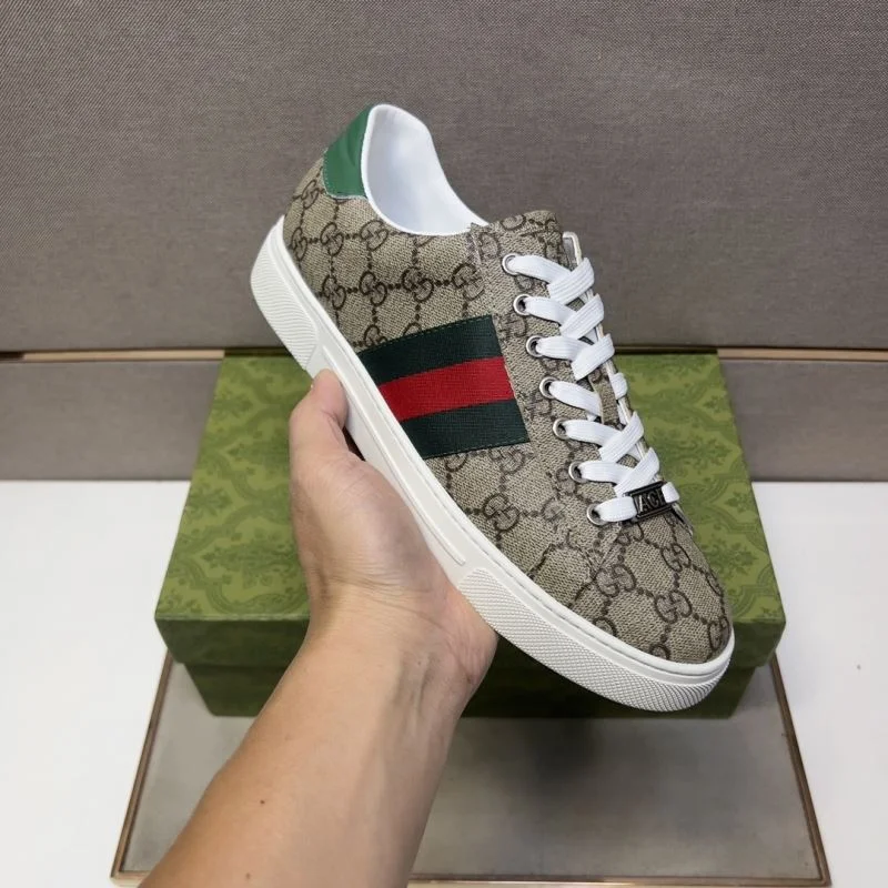 Gucci Low Shoes MultiPurpose 25712