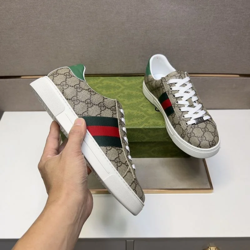 Gucci Low Shoes MultiPurpose 25712