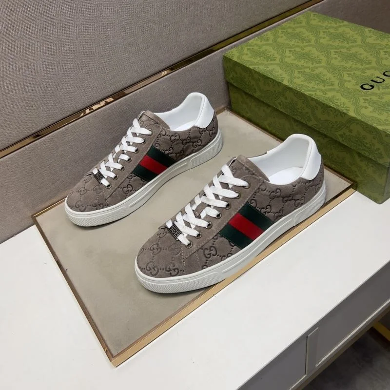 Gucci Low Shoes Unique 25664