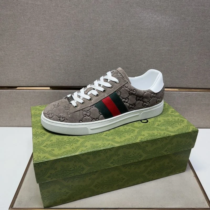 Gucci Low Shoes Unique 25664