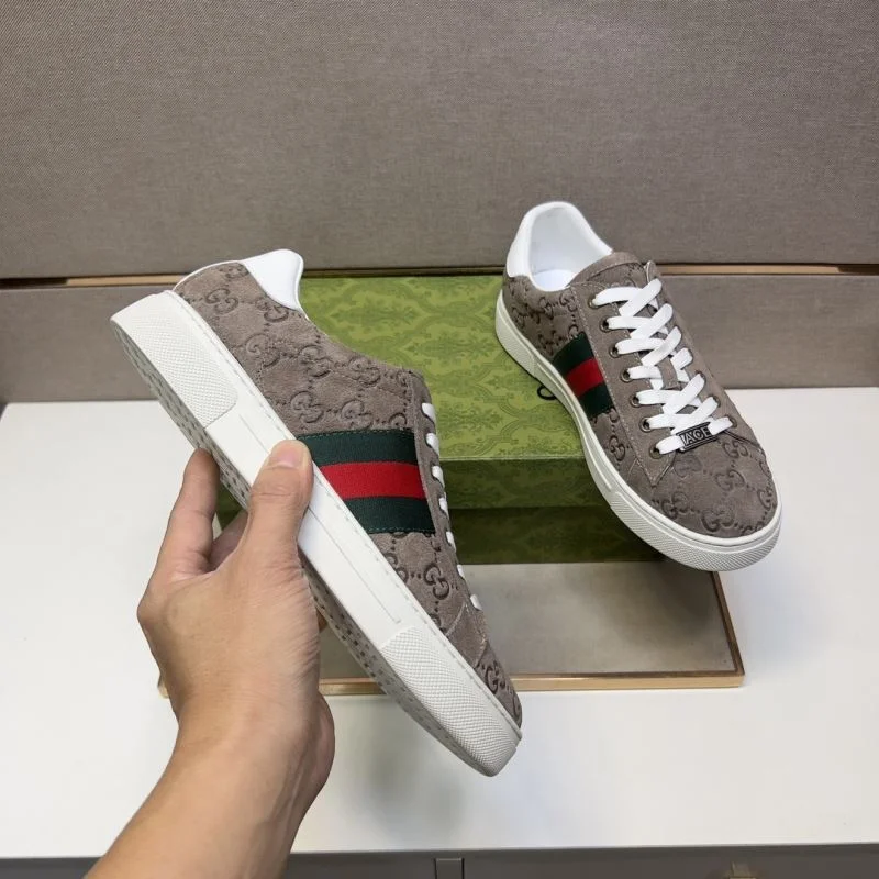 Gucci Low Shoes Unique 25664
