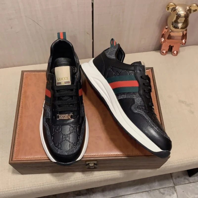 Gucci Low Shoes Original 25671