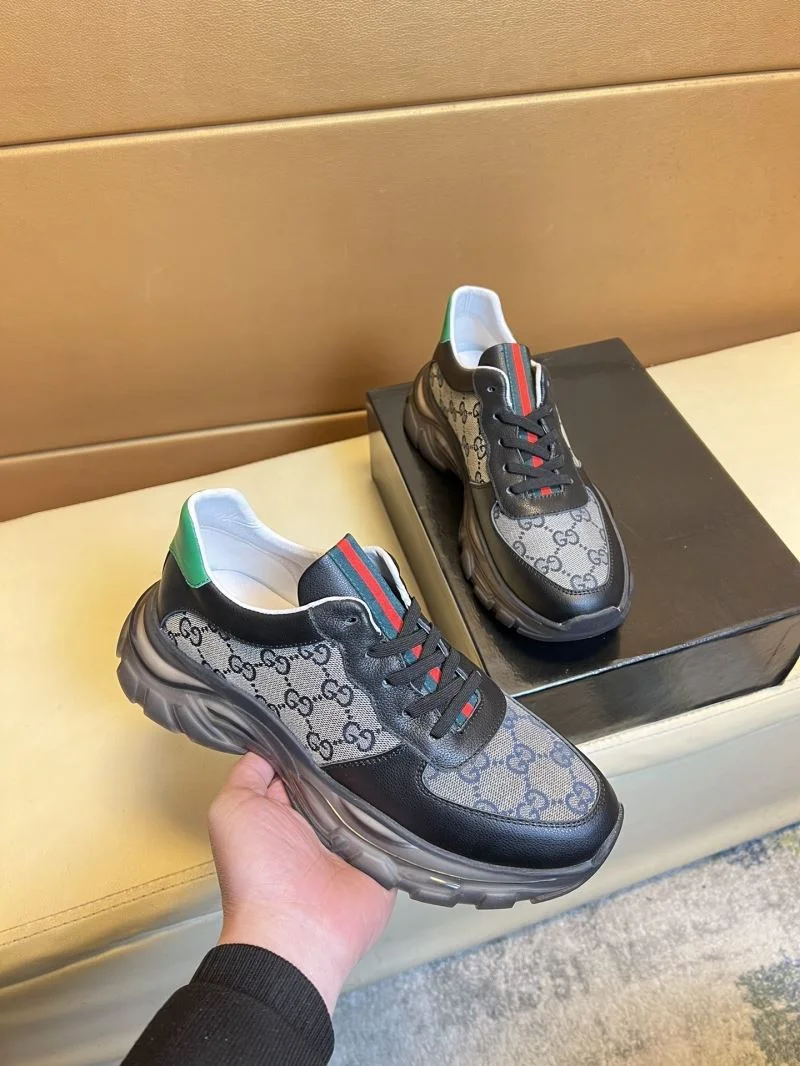 Bold Gucci Low Shoes 25699