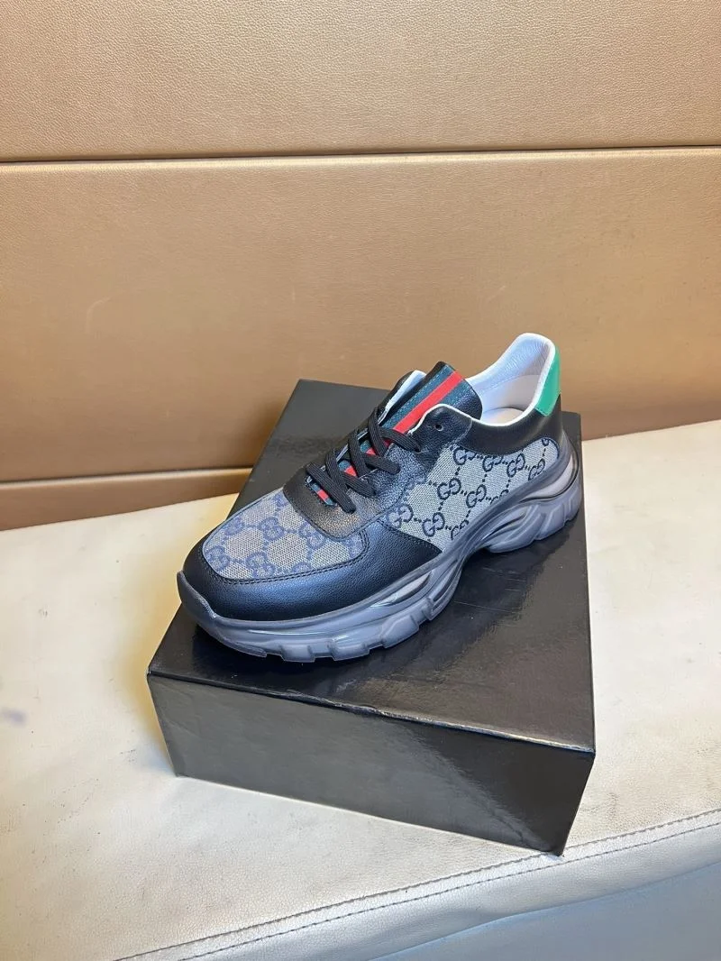 Bold Gucci Low Shoes 25699