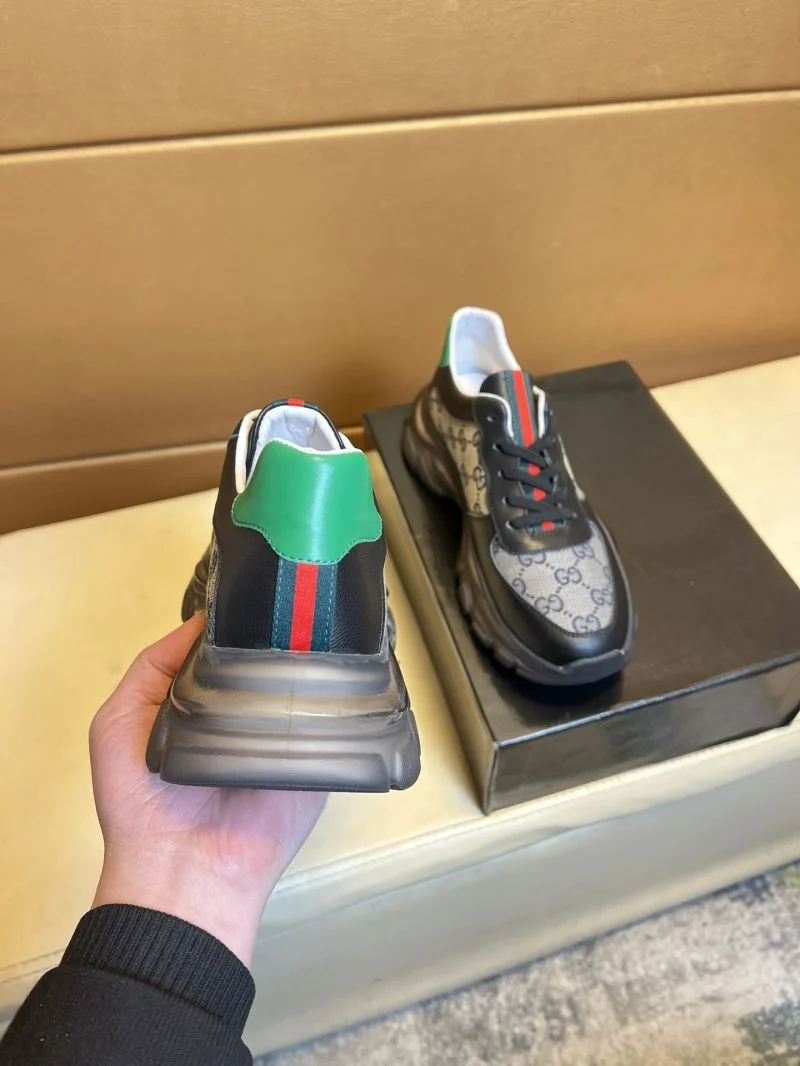 Bold Gucci Low Shoes 25699