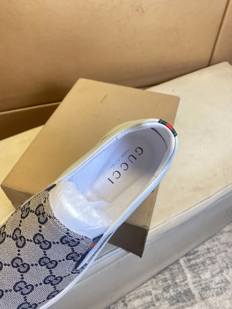 Gucci Low Shoes OnTrend 25731