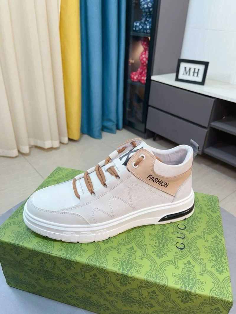 Unisex Gucci Low Shoes 25626