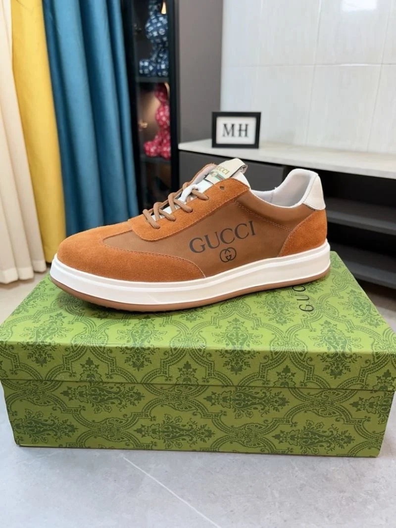Gucci Low Shoes Stylish 25635