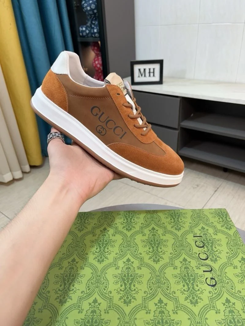 Gucci Low Shoes Stylish 25635