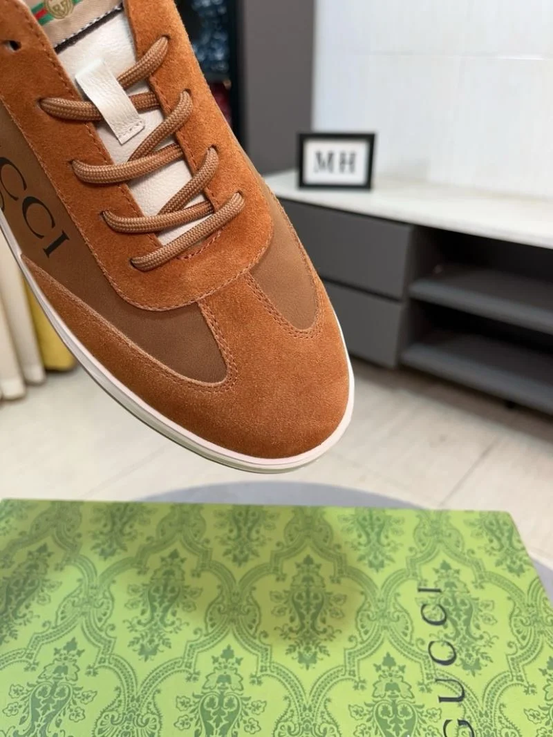 Gucci Low Shoes Stylish 25635
