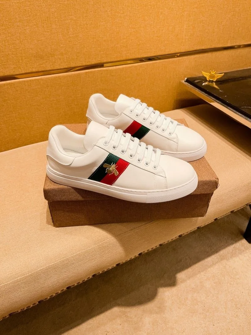 SoftTouch Gucci Low Shoes 25614