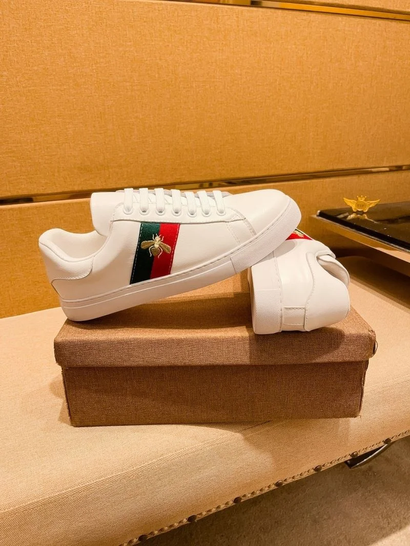 SoftTouch Gucci Low Shoes 25614