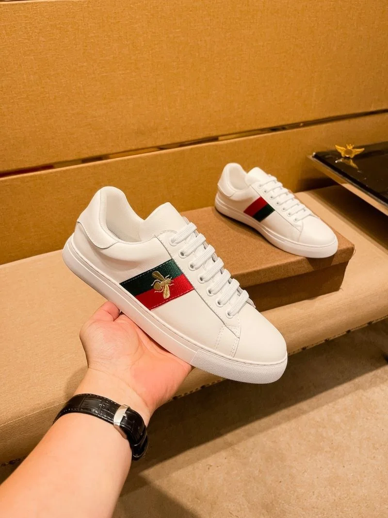 SoftTouch Gucci Low Shoes 25614