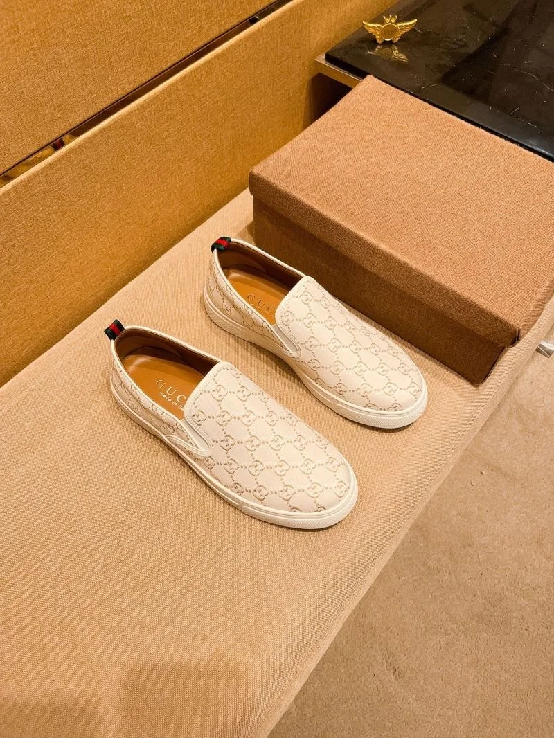 Gucci Low Shoes Neat 25611