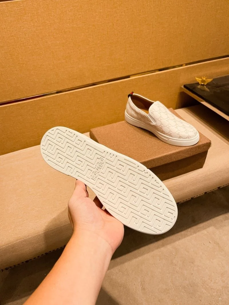 Gucci Low Shoes Neat 25611